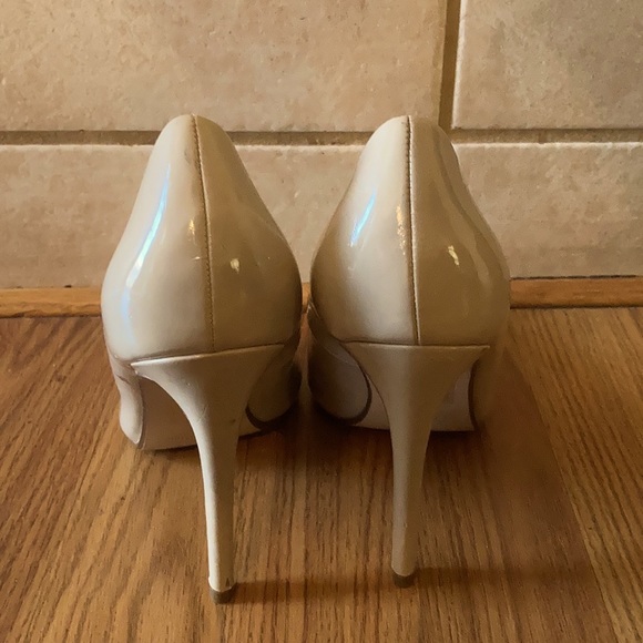 Call it Spring Pumps - Picture 3 of 3